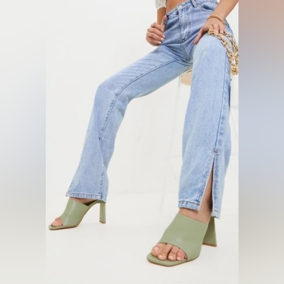 Pretty Little Things- Sage Green PU Square Toe Flat Mid Heeled Mules - Picture 4 of 4